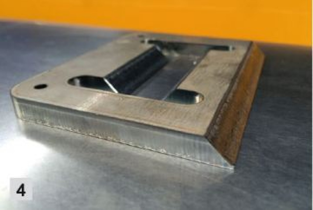 4 Sample from structural steel 12 mm thick with a bevel of 45°